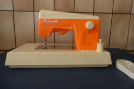 Jouet machine a coudre