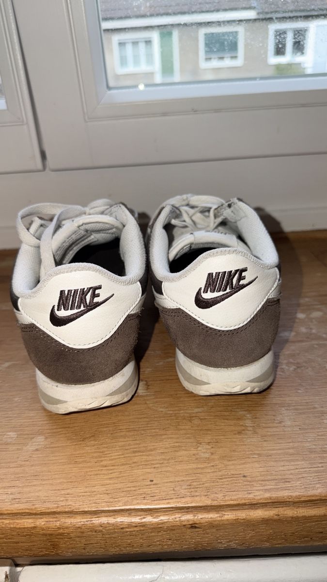 Nike Scarpe da donna: Nike Cortez Braun, Gr. 40 – Usato da Bern venduto da sshueli 3