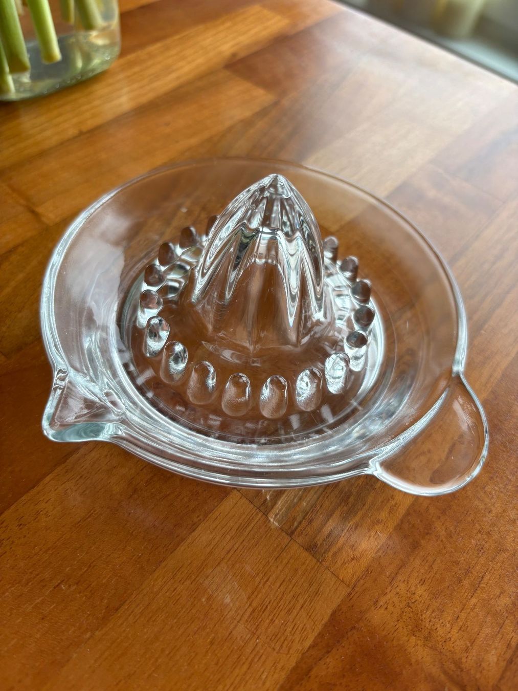 Elettrodomestici da cucina: Glass Lemon/Citrus Juicer, Kitchen Tool – Nuovo (secondo la descrizione) da Luzern venduto da mon_6rzf 2