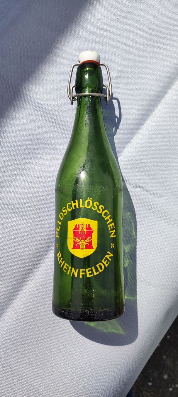 Feldschlösschen Bicchieri, Caraffe & Bottiglie: Feldschlösschen Flasche 1960 – Usato da Diessenhofen venduto da Oatman66 6
