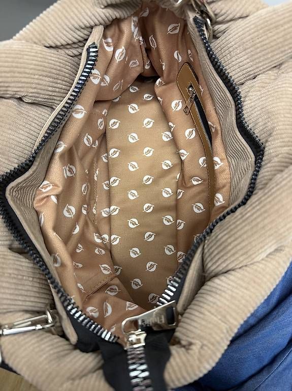 Taschen für Damen: Handtasche – Gebraucht aus Seedorf UR von Lia_mia 2