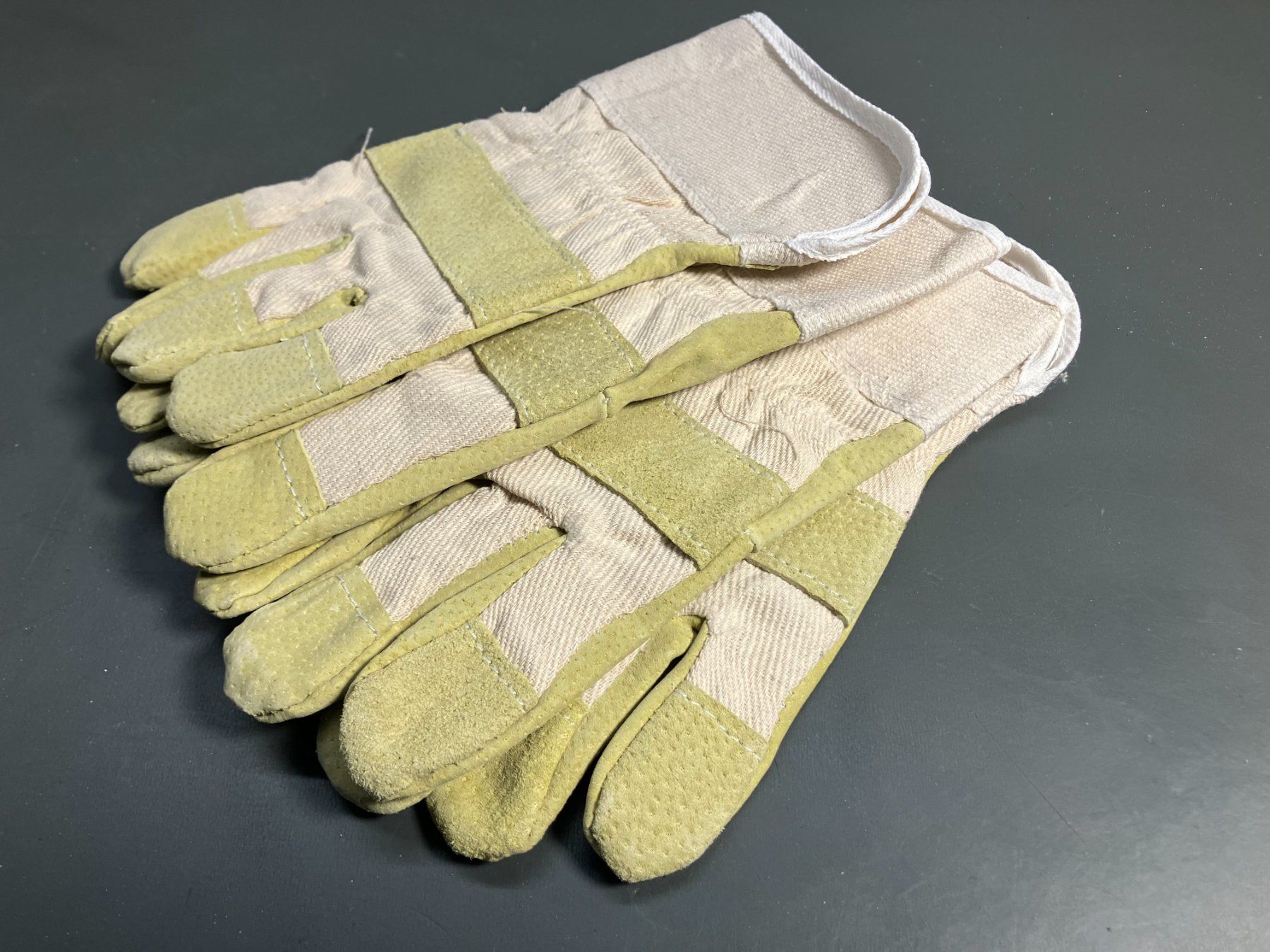 Gants & mitaines : 2 Paar Arbeitshandschuhe Gr. 9/ L NEU ab 1.- – Neuf (Voir description) à Lichtensteig par Buy24International 4