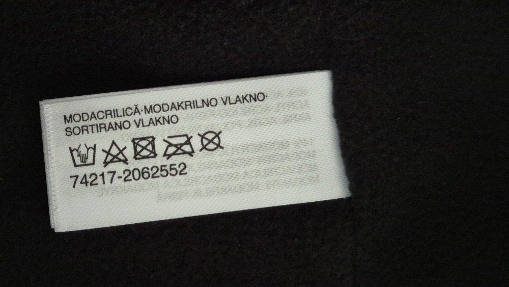 C&A Altro abbigliamento per bambina: Wintermütze / Bommelmütze Grösse 1 Size – Usato da Buttisholz venduto da sico20 1