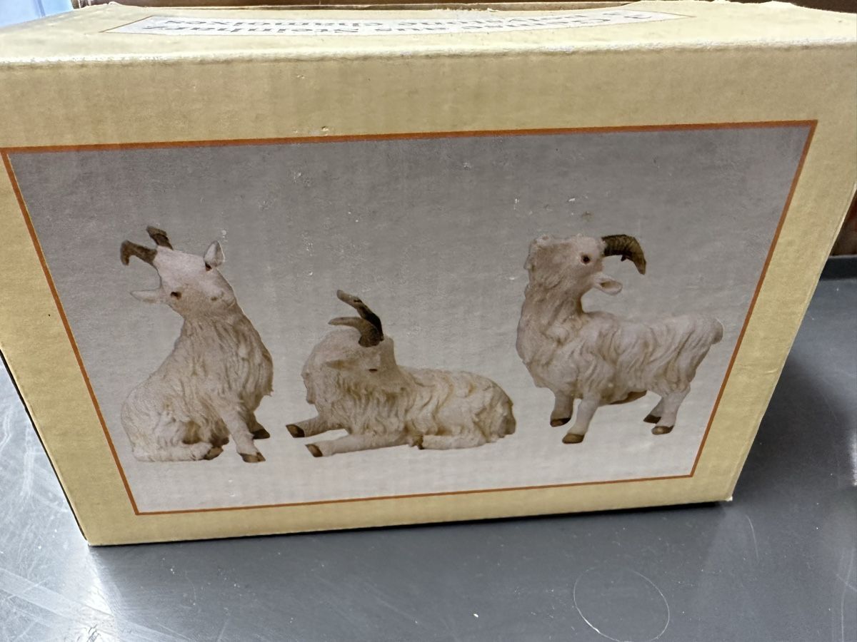 Statuette: Ziege 3 stk Neu – Nuovo e nell'imballaggio originale da Frümsen venduto da Swissline90 3