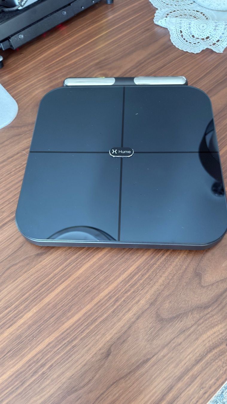 Accessori da laboratorio: Hume Body Composition Scale - Like New – Nuovo e nell'imballaggio originale da Lutry venduto da bar_69nf 1