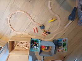 Holzeisenbahn brio Schienen & Züge