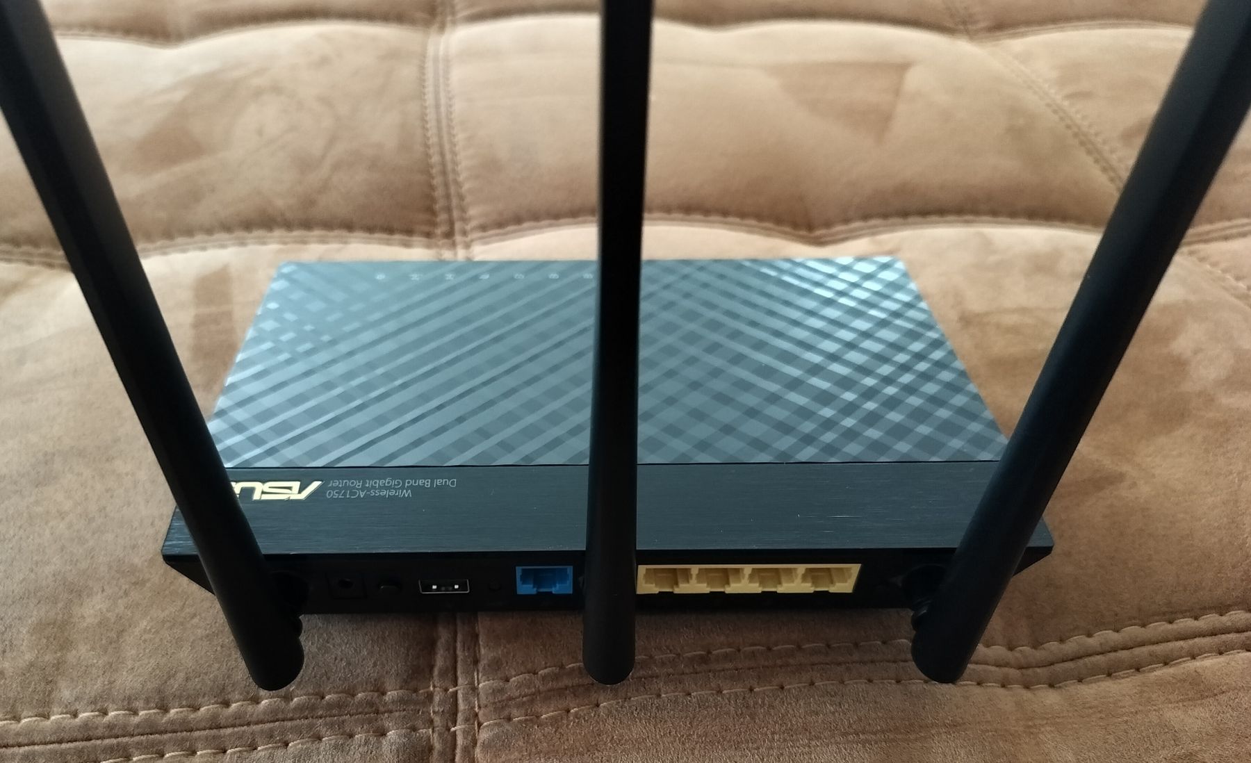 Asus Modems & Router: Asus AC Mesh-Netzwerk (5x Router/Node)  – Gebraucht aus Kaltbrunn von bagadeath 4