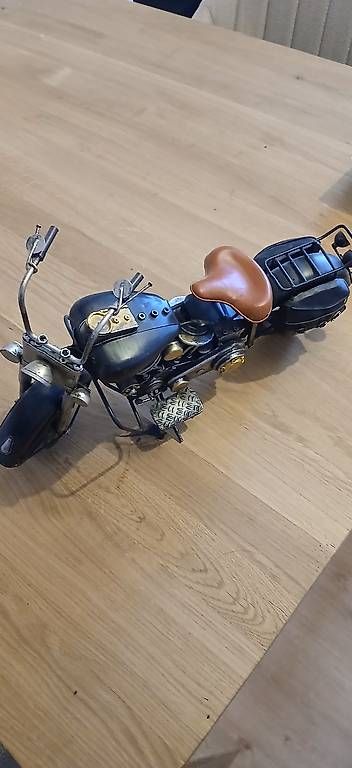 Kit di modellismo & Modellini statici: Deko Motorad aus Metall – Usato da Bellach venduto da Jeyna