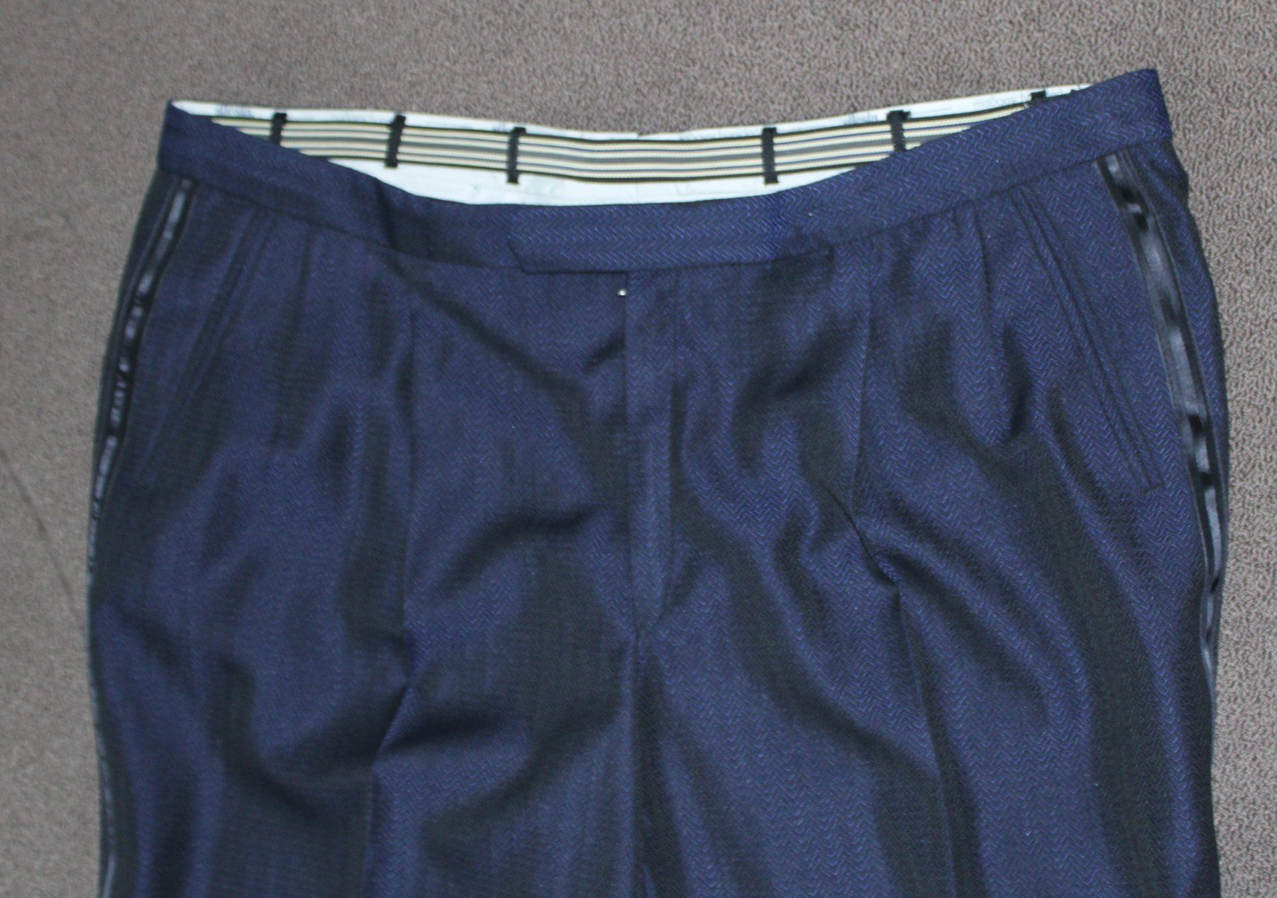 Hosen: Hose (MW) – Gebraucht aus Schaan von antikes_und_kurioses 2