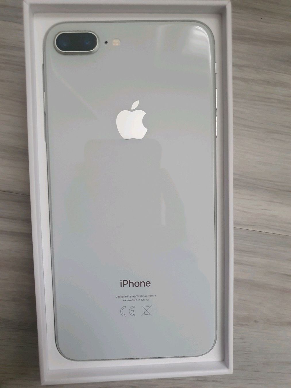 Apple Handys / Smartphones: iPhone 8+ plus 256 GB – Gebraucht aus Zürich von mez_6xw9 2