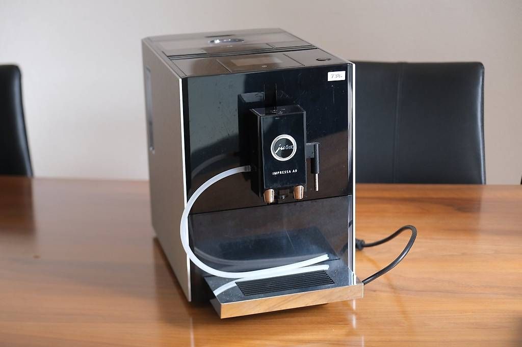 Jura Machines à café & Machines à expresso: Jura Impressa A9 One Touch – D'occasion à Hettlingen par lulak717