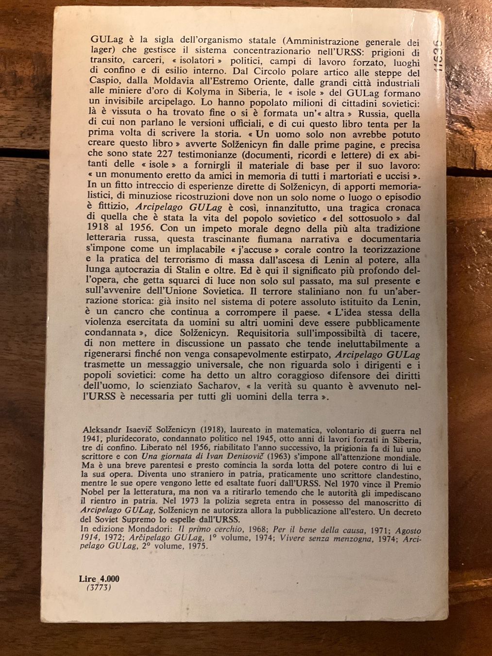 Libri: Arcipelago Gulag (Vol. 1) Solzenicyn – Usato da Avenches venduto da Lactobacille 3