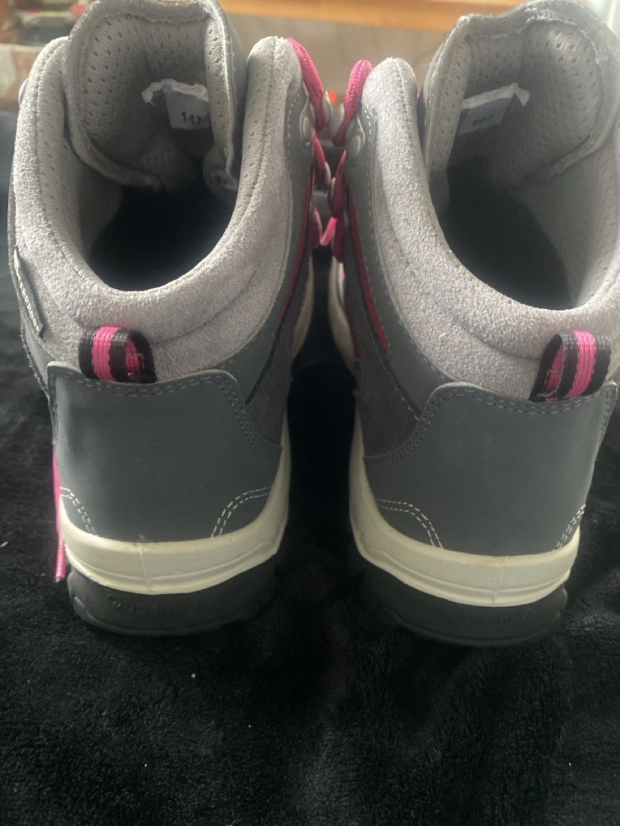 Decathlon Scarpe da donna: Quechua Hiking Boots - Size 37 – Nuovo e nell'imballaggio originale da Dietikon venduto da Tdaf33 3