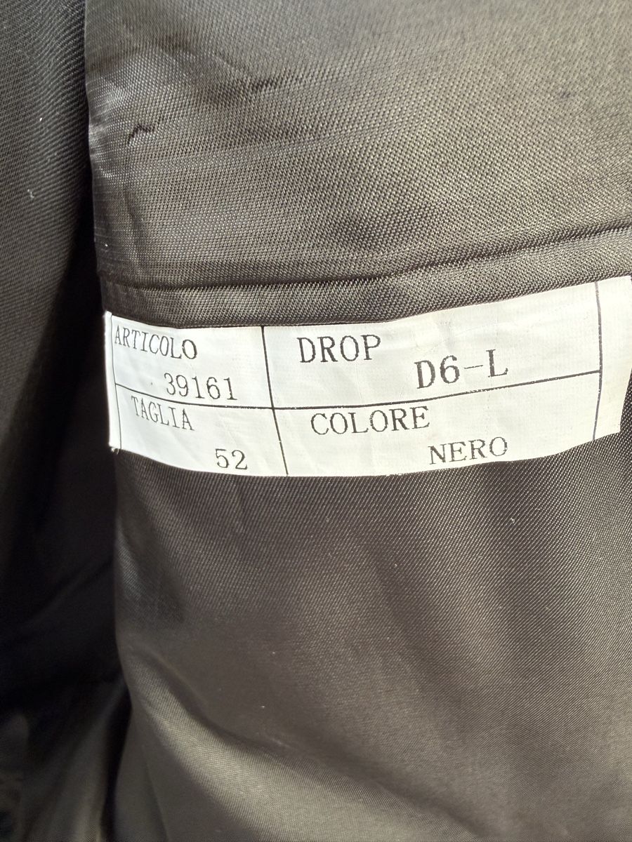 Anzüge: Italienischer Herrenanzug Grösse 52 – Gebraucht aus Elgg von dan_f8gv 1