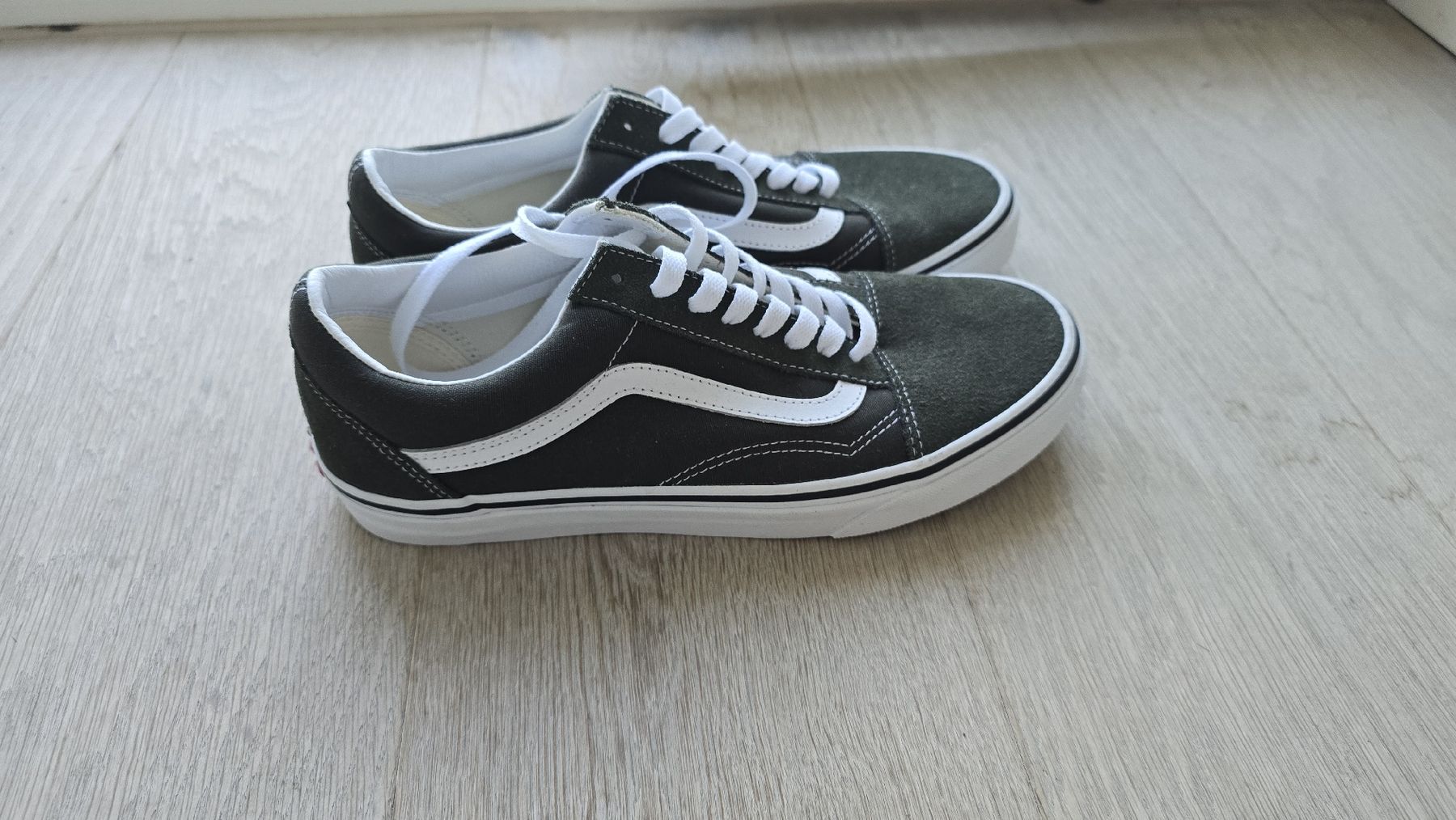 Vans Chaussures hommes: Vans grün Leder – Neuf (Voir description) à Hurden par mar_7ssf 2