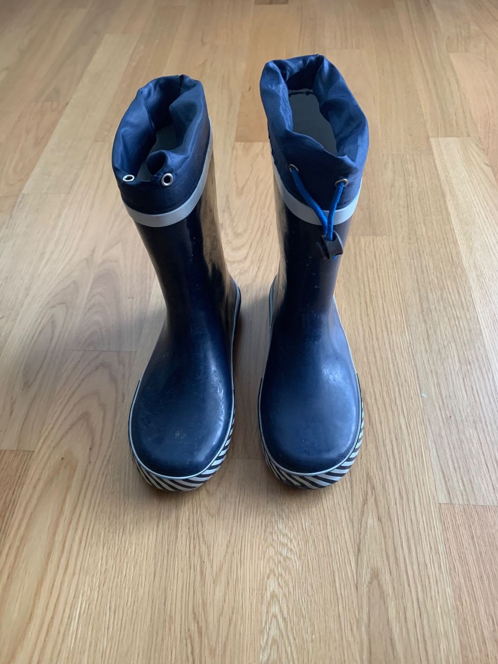 Scarpe per ragazzi: Gummi Stiefel Gr.34 – Usato da Zürich venduto da Lucinka21