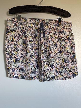 Short fleuri Promod taille 38, parfait pour l'été! ☀️