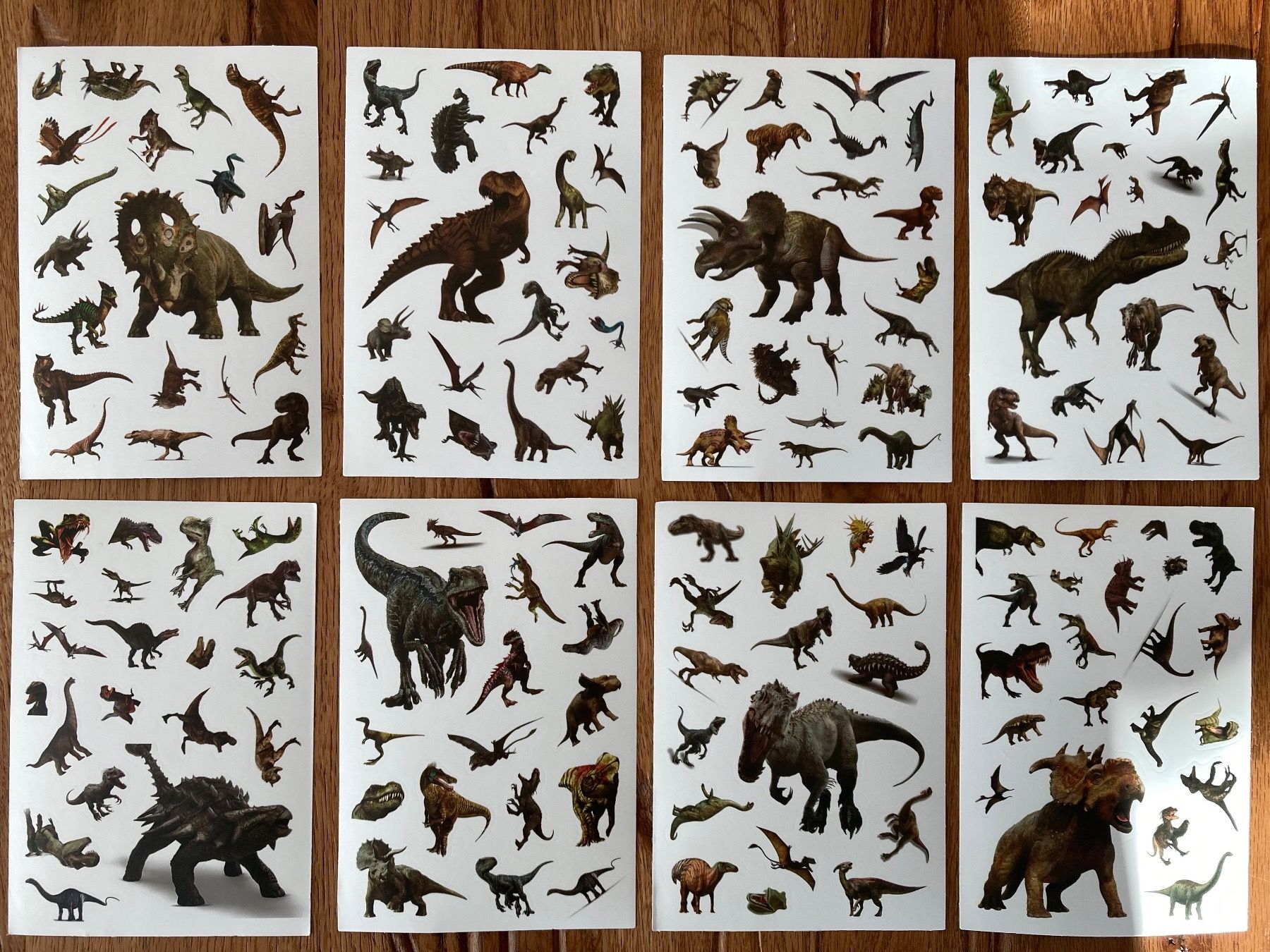 Aufkleber: Schöne Dino Stickers 8 Bogen – Neu und originalverpackt aus Bremgarten AG von Eurotiz 1