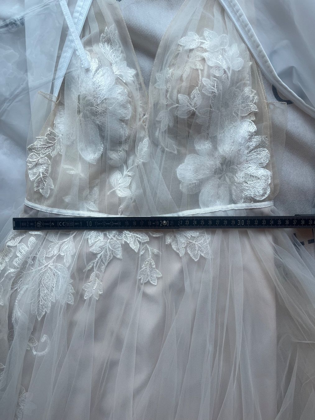 Kleider: Wunderschönes Hochzeitskleid von Willowby, Grösse 36 – Gebraucht aus Basel von rah_r 6
