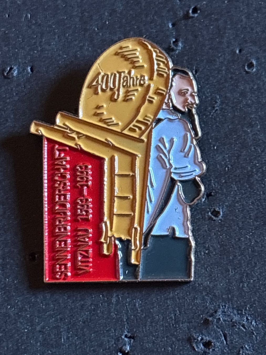Plaquettes & Badges: Pin  Sennenbrüderschaft Käse – D'occasion à Lützelflüh-Goldbach par NicoleL.