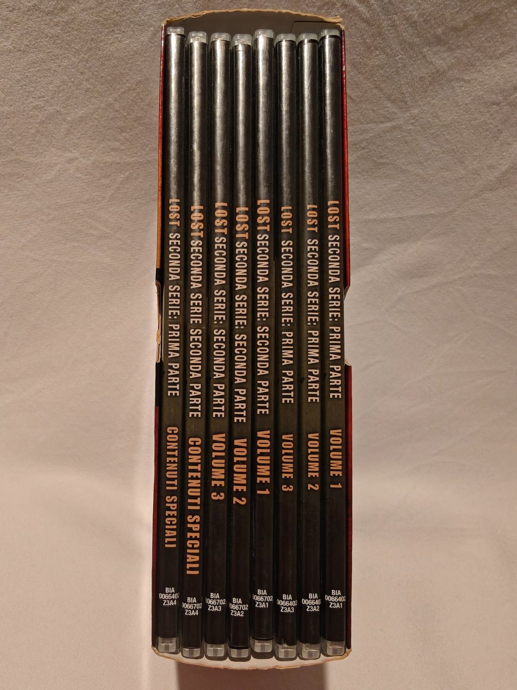 Alle DVDs: LOST Staffel 2 komplett DVD Box 2005 – Gebraucht aus Gutenswil von Vulcano21 1