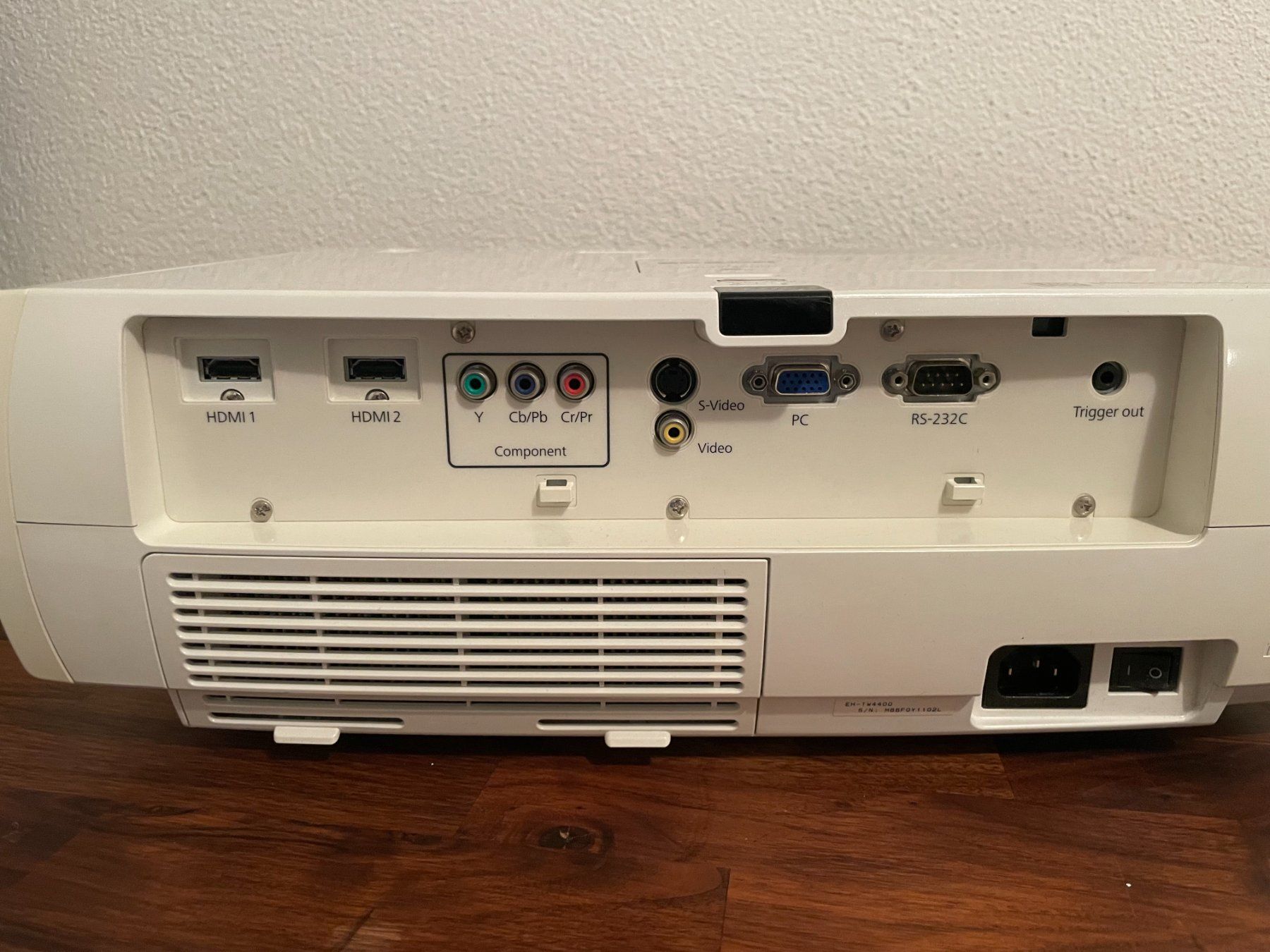 Epson Proiettori: Epson Top Homecinema Beamer TOP – Usato da Mellingen venduto da Browser67 3