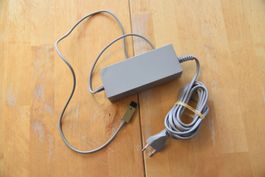 Original Wii Netzteil (220V)