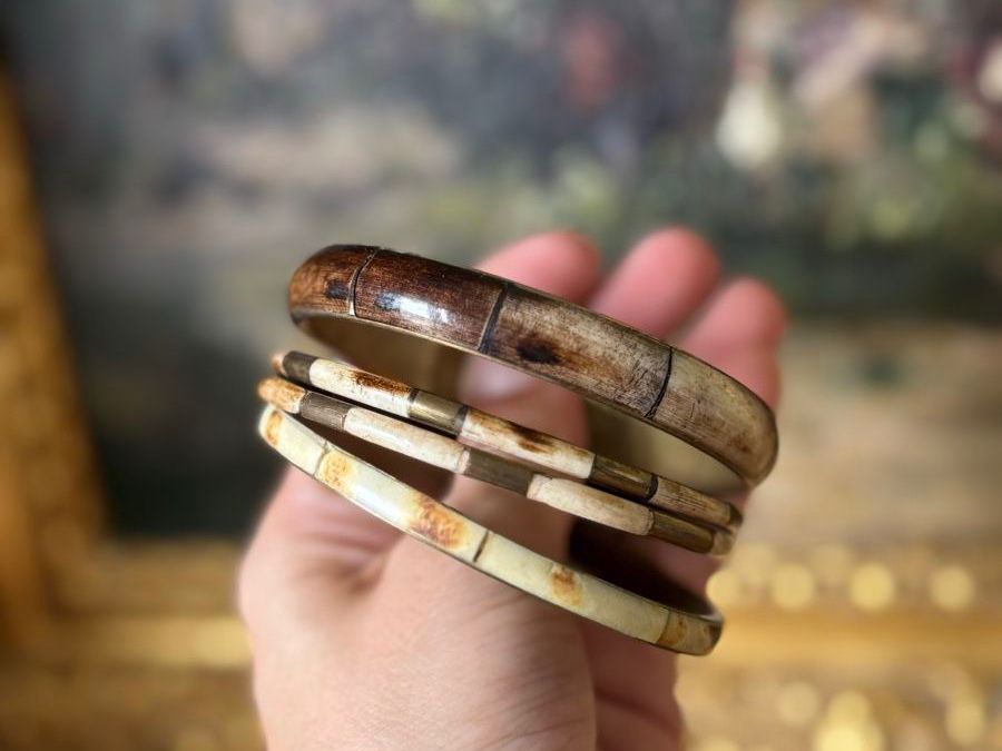Bracciali & Braccialetti: Vintage Bangle Set - Natural Bone & Brass - Summer Boho Stac – Usato da Zürich venduto da olalinda