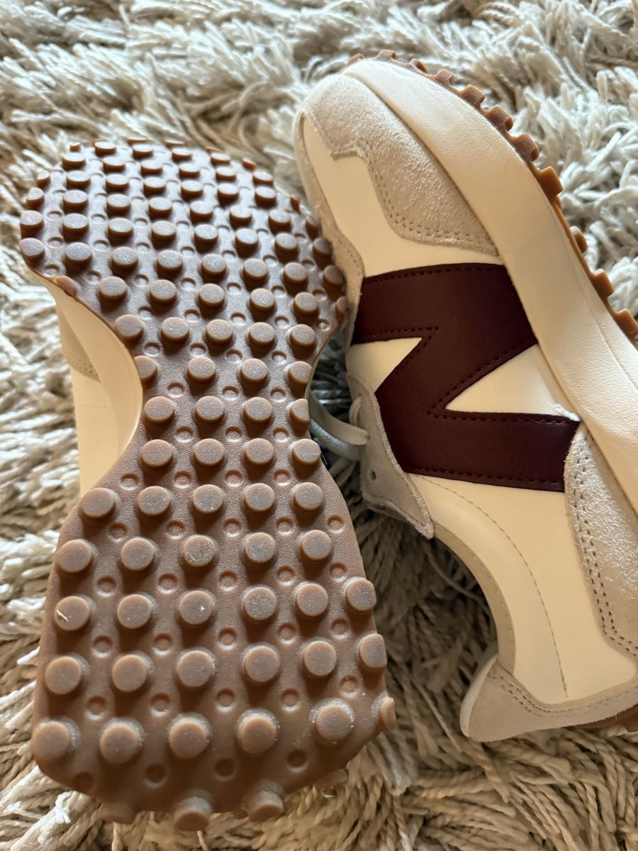 New Balance Scarpe da donna: New Balance 327 – Nuovo e nell'imballaggio originale da Zürich venduto da Sebi.063 1