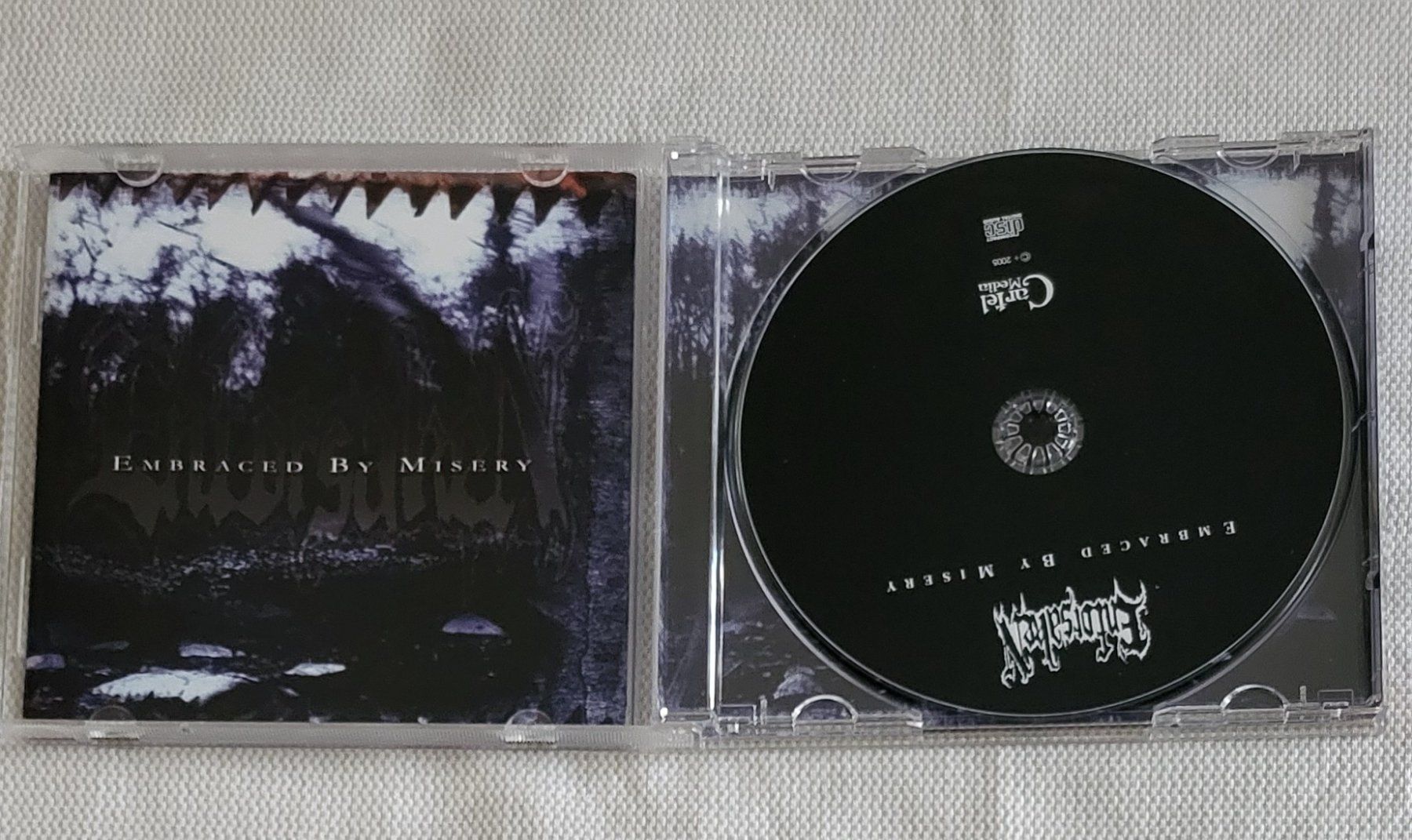 CD: Entforsaken - Embracy by misery – Usato da Villars-sur-glane venduto da Epsilonhike 2