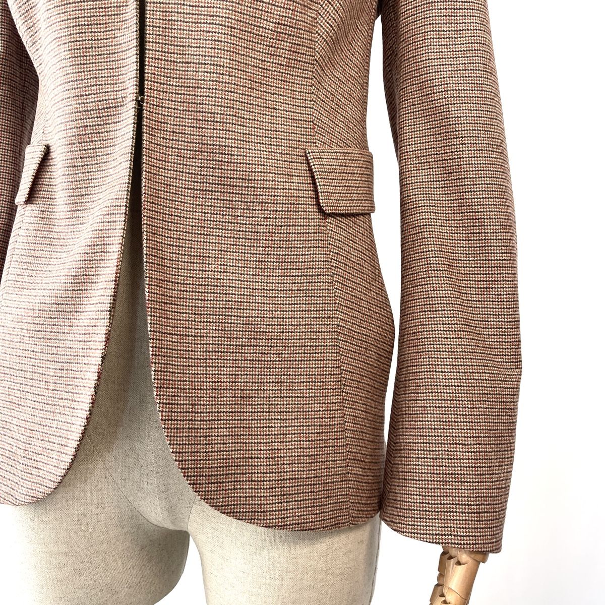 Akris Giacche: AKRIS Wool/Angora/Cashmere Blazer – Nuovo (secondo la descrizione) da Emmen venduto da Avviivva_Com2023 1