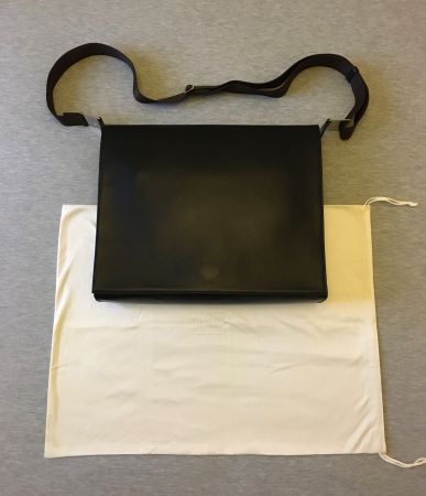 🎁 Superbe sacoche en cuir Oméga neuve 🎁