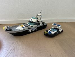 Lego Polizei Boote und Kriminellenboote mit Heissluftballon
