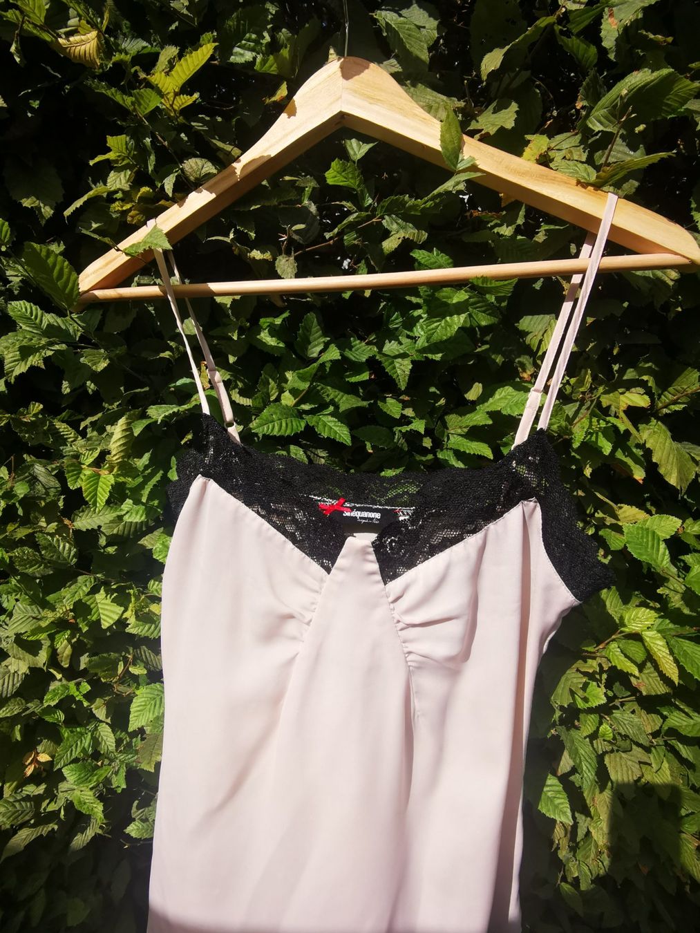Top: SINEQUANONE Top mit Spitze Gr. XS/S – Usato da Niedergösgen venduto da lil_s6k8