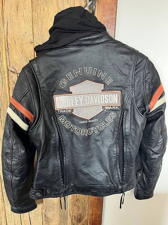 Jacken: Damen Motorrad Lederjacke HARLEY DAVIDSON – Gebraucht aus Stoos SZ von Cantucci1 1