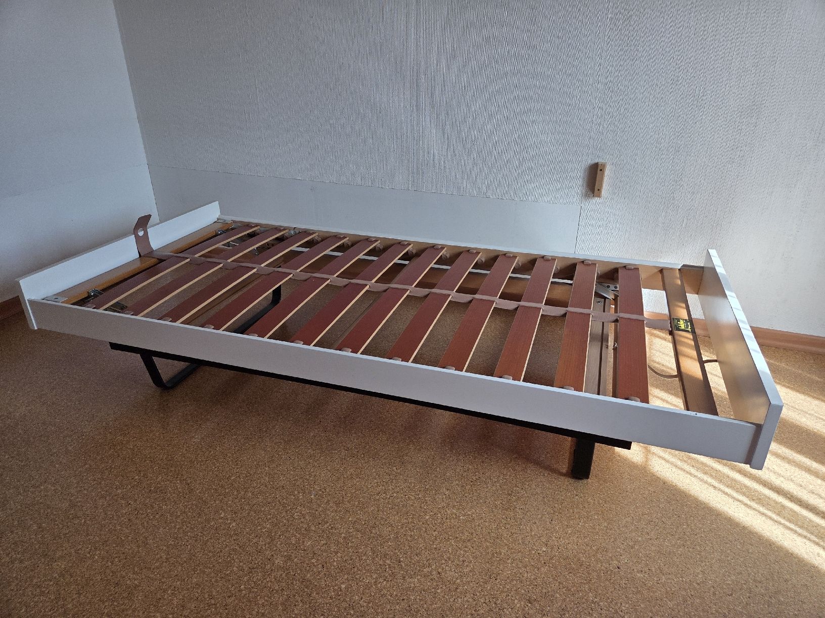 Betten: Bett mit Lattenrost Lattoflex – Gebraucht aus Rickenbach Sulz von Kodachrom 2
