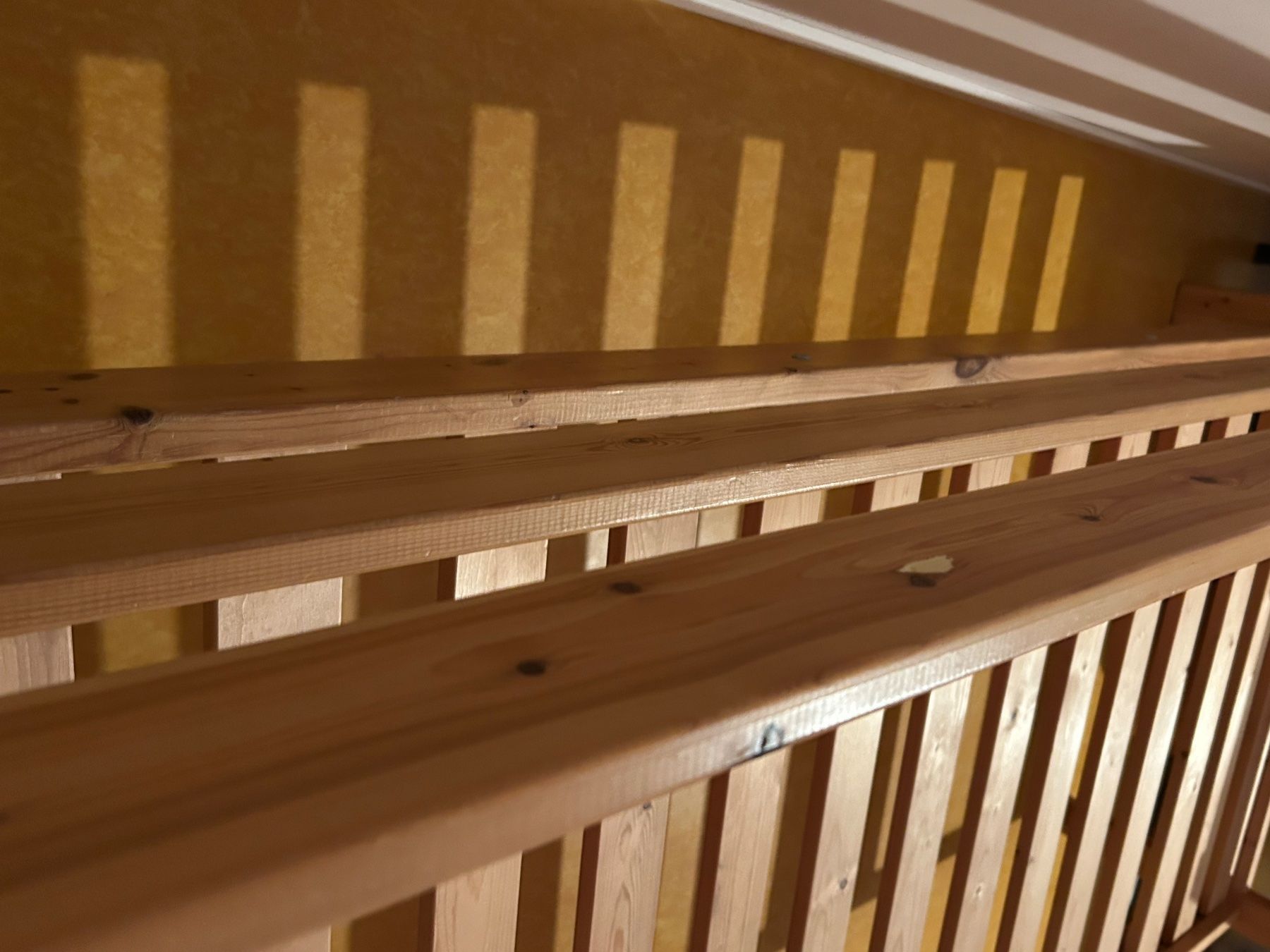 Ikea Letti: 90x190 Holzbett Kinder massiv/stabil – Usato da Oberwil b. Zug venduto da annecl 6