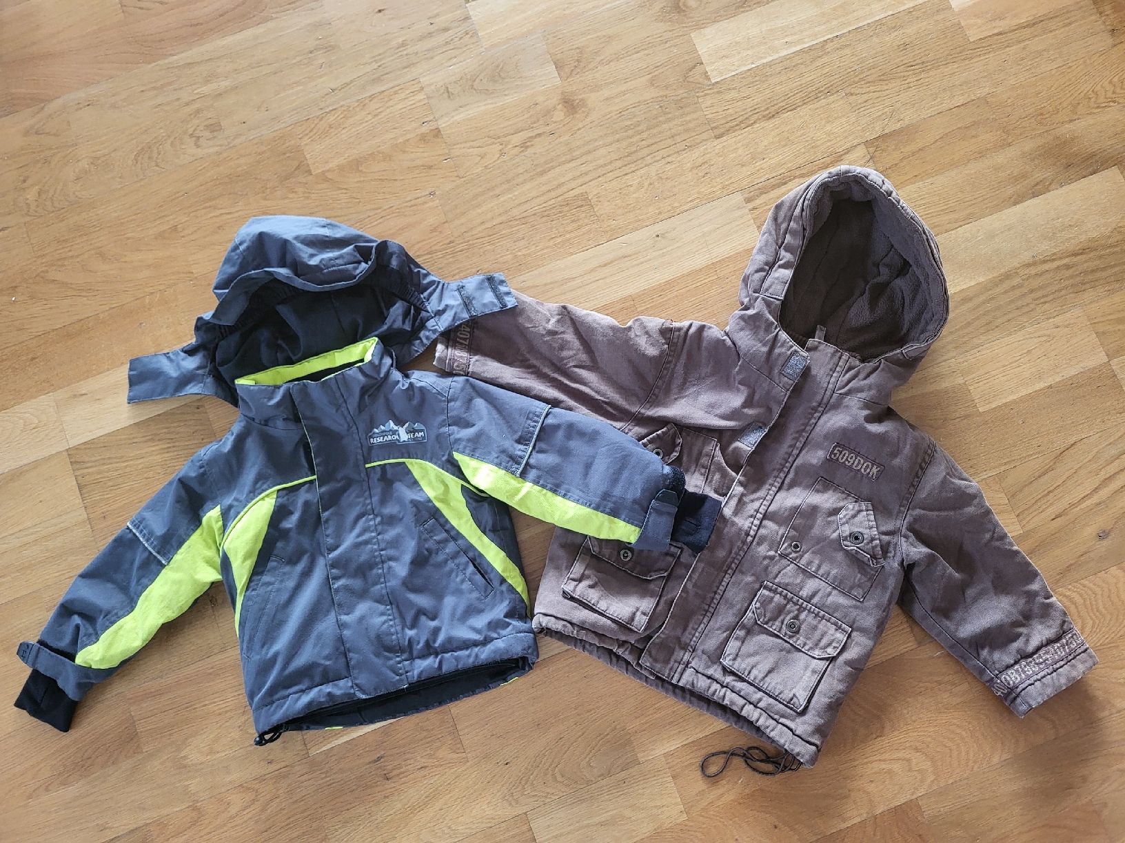 Giacche & Cappotti: lot de 2 vestes taille 86 – Usato da Ursy venduto da Tchoupitchou