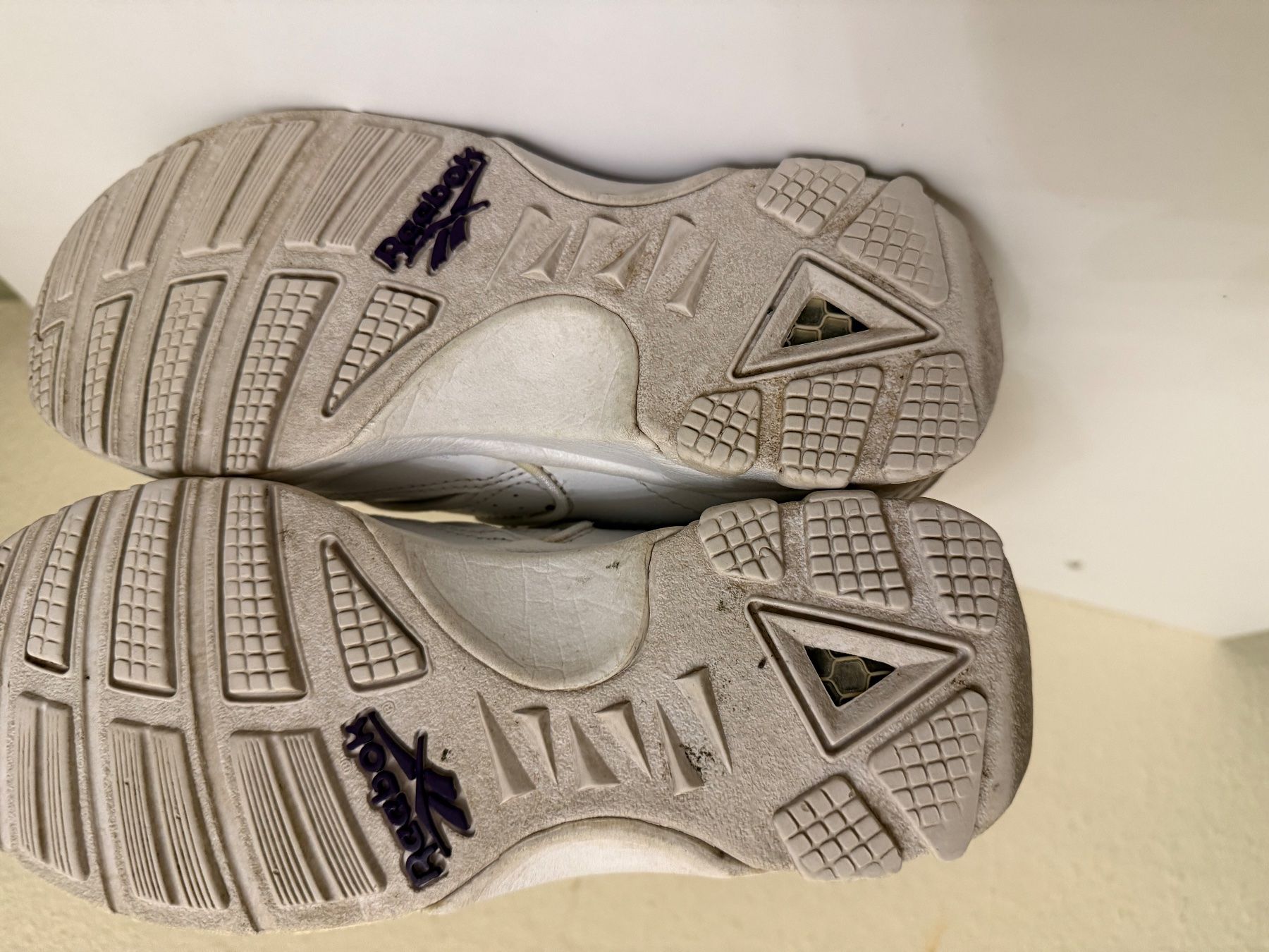 Reebok Chaussures hommes: Weisse Reebok Sneakers   -   Grösse 36 – D'occasion à Bern par rewe45 6