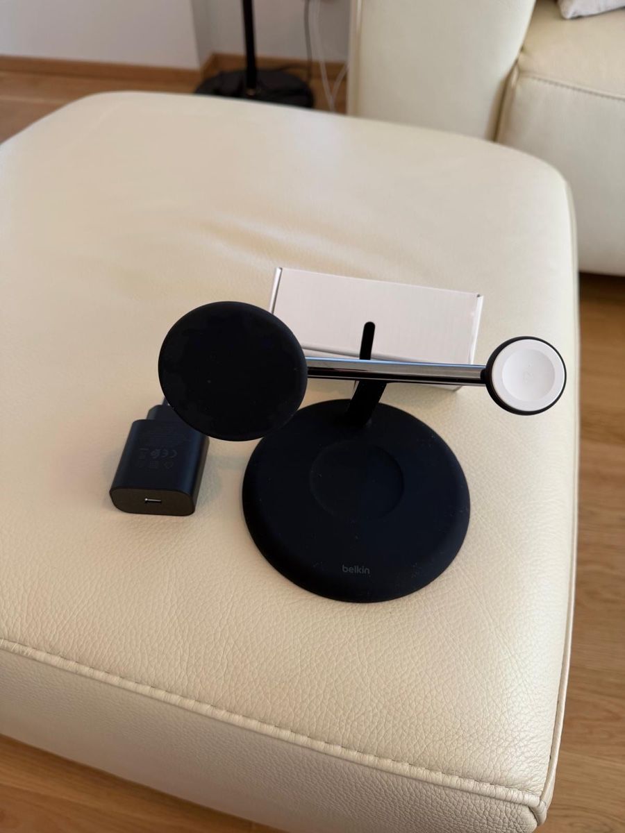 Belkin Caricabatterie: Base de charge pour iPhone  – Usato da Chêne-Bougeries venduto da adzg 3