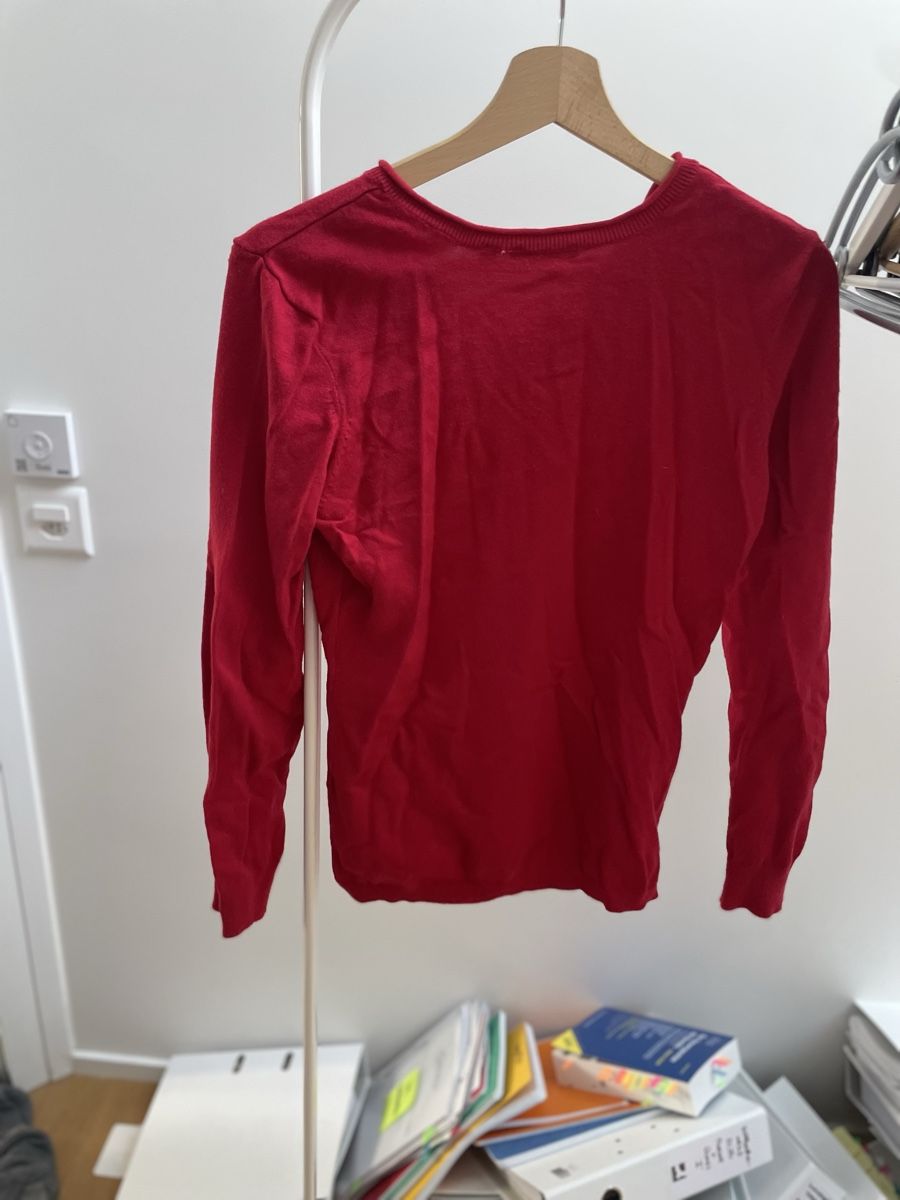 Maglioni & Felpe: Roter Charles Vögele Pullover, Grösse M – Usato da Aristau venduto da cherry-berry 2
