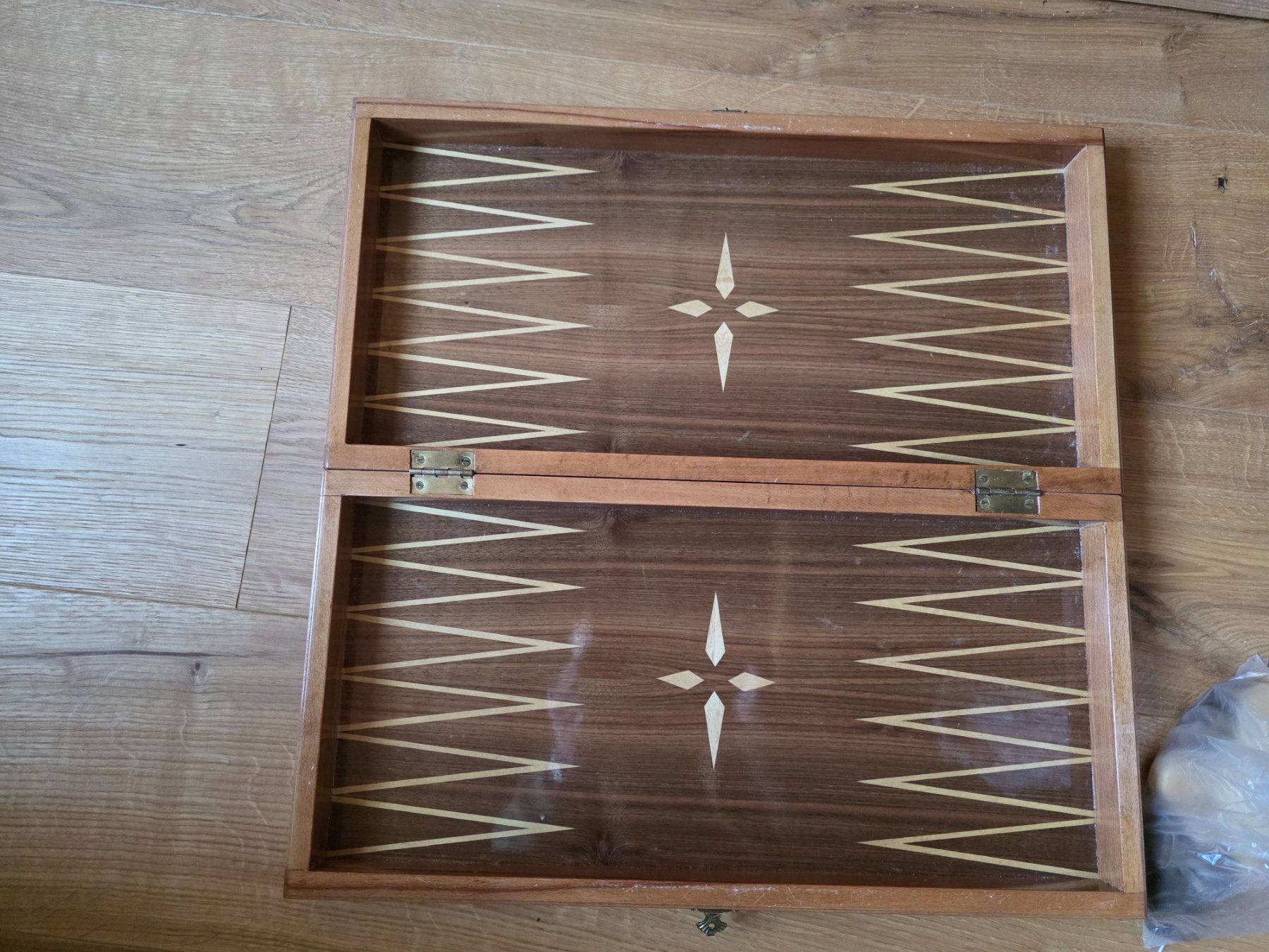 Giochi: Schach Backgammon Spiel Brett Koffer – Usato da Walterswil BE venduto da Lonitti 1