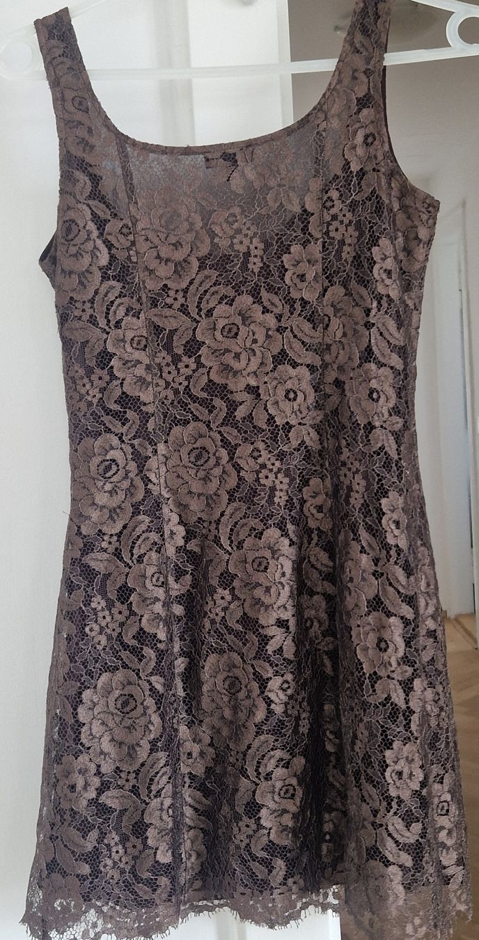 Kookai Kleider: Kleid aus Spitze – Gebraucht aus Küsnacht ZH von 2011_ 4