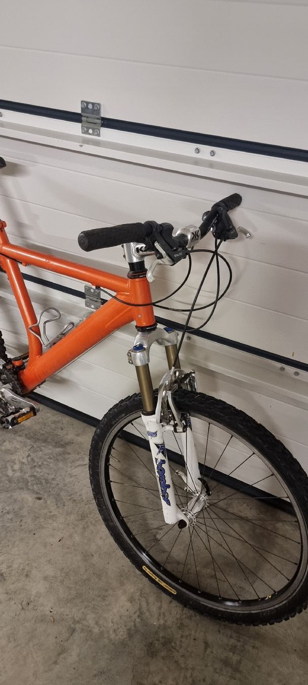 GT Vélos: GT LTS 1000 DS – D'occasion à Seon par Stibinio 2
