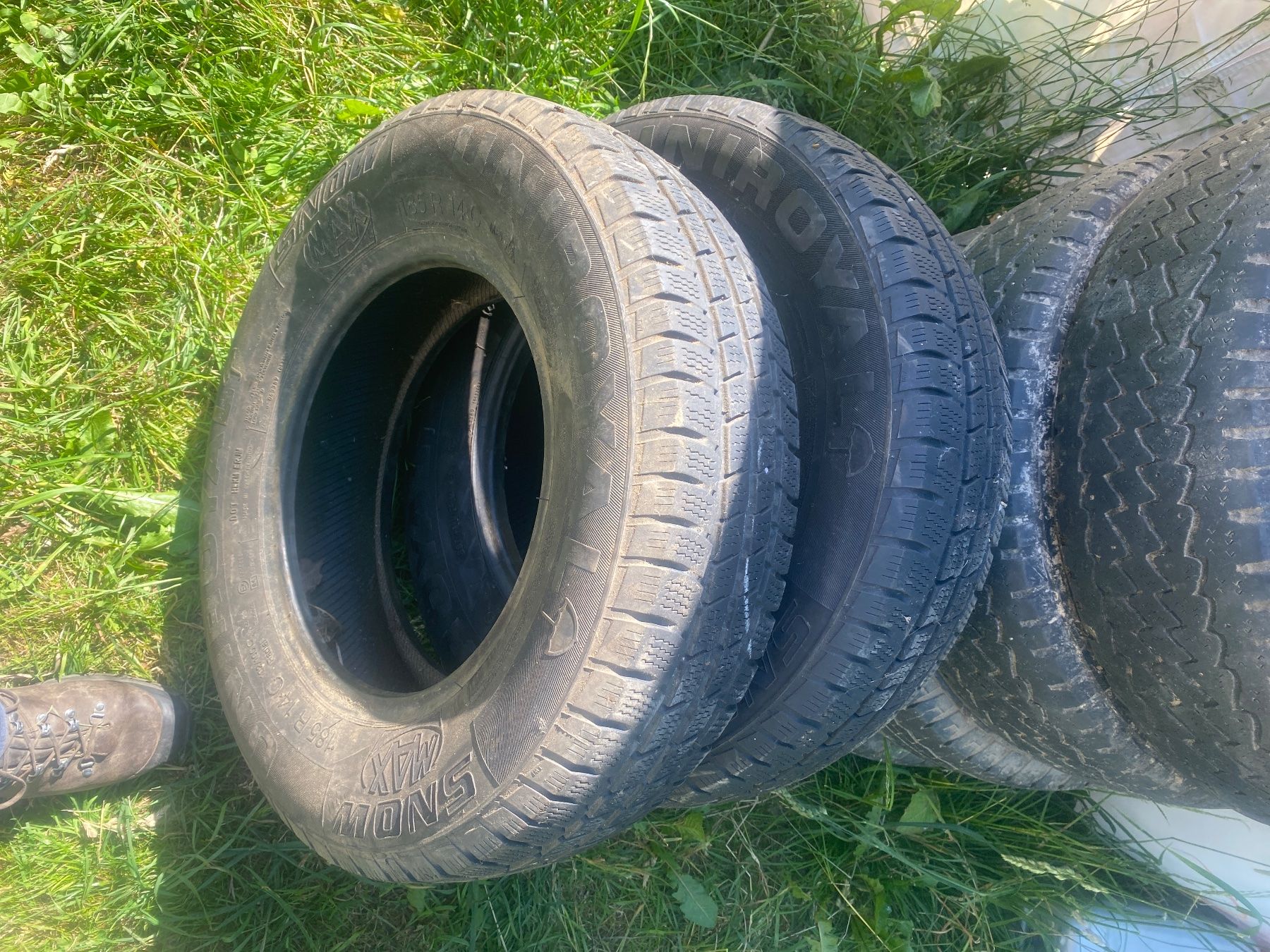 Pneumatici & Ruote complete: Räder Mazda E2000 komplett 8 Stück 185R14C – Usato da Dussnang venduto da davegasser 4