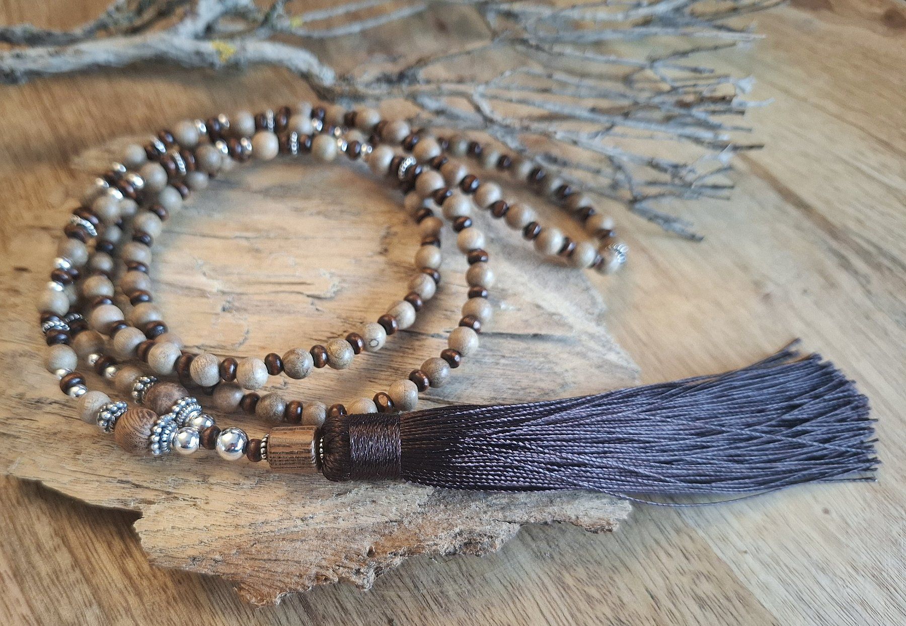 Catenine: MALA - Holzkette - Silber - beige-dunkelbraun – Nuovo e nell'imballaggio originale da Mühlethal venduto da nicita-modeschmuck 1