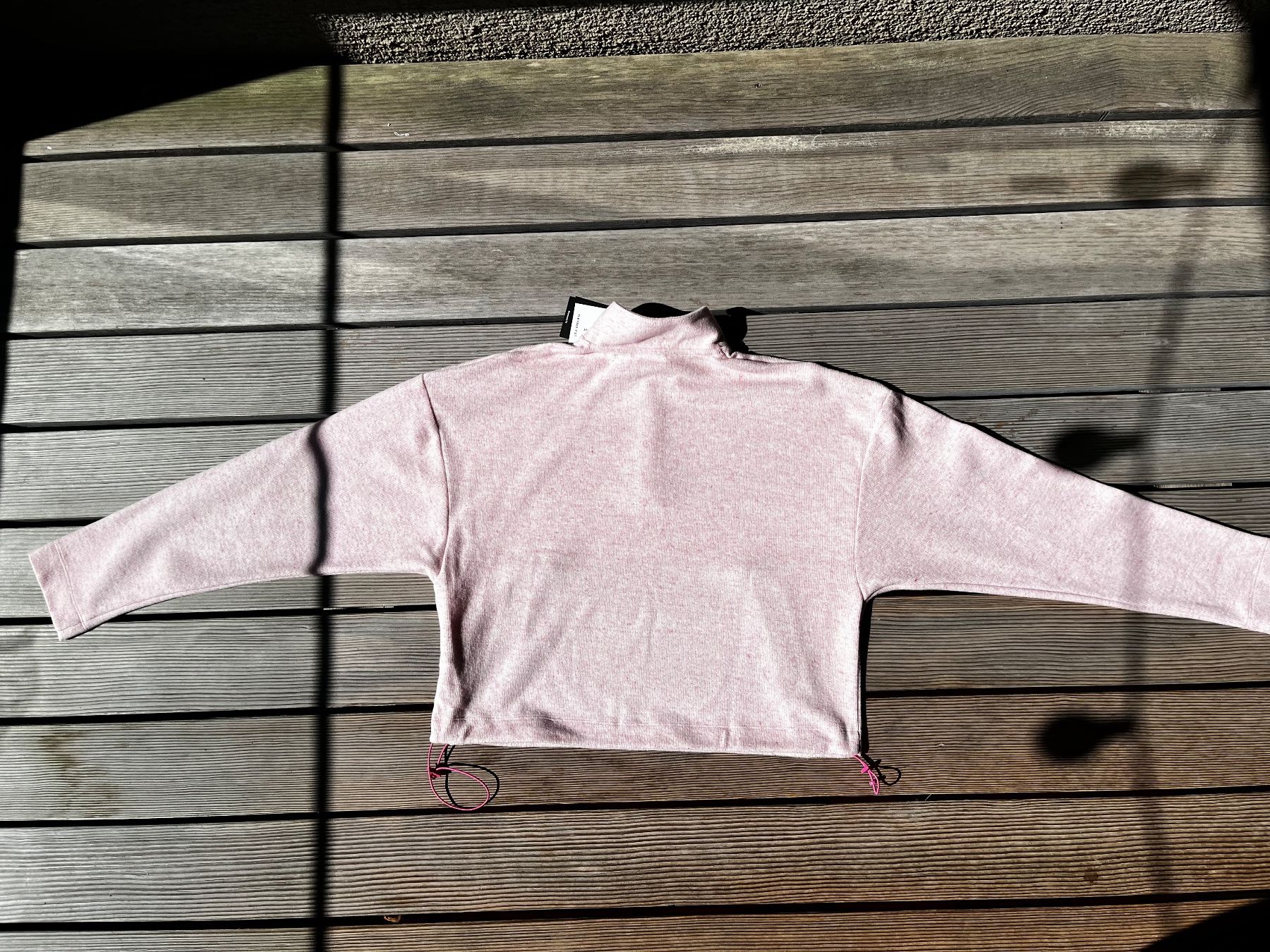 Nike Pullover & Sweatshirts: Damen Pullover Nike XS rosa neu – Neu und originalverpackt aus Gommiswald von RiLiMa 2