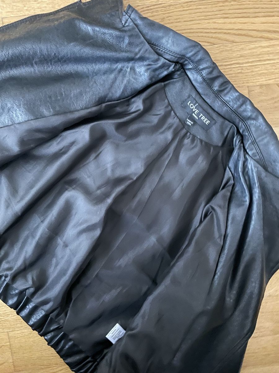 Giacche: FASHIONNOVA CROPPED KUNSTLEDERJACKE GRÖSSE S – Nuovo (secondo la descrizione) da Rorschacherberg venduto da drdupor 8