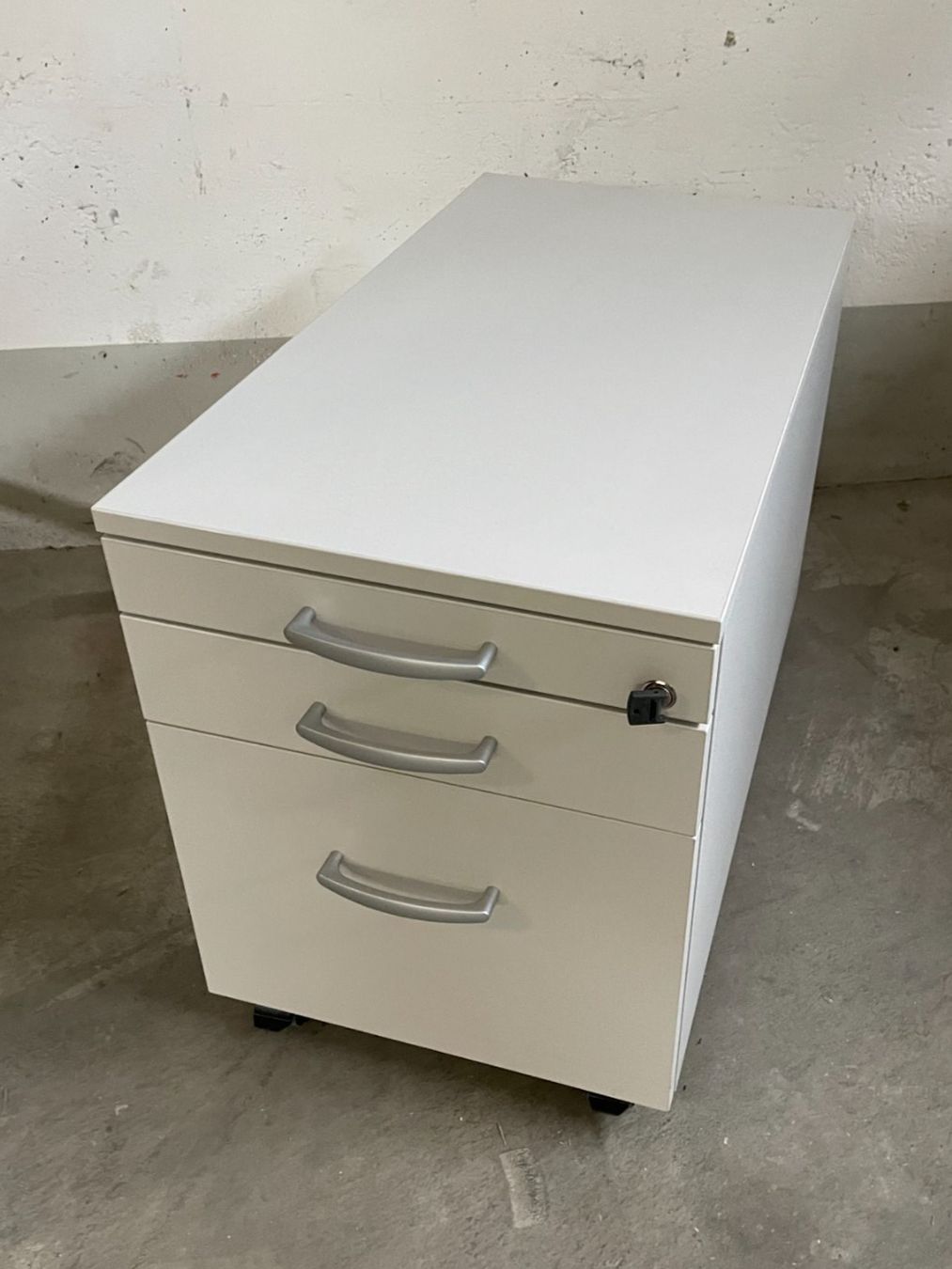 Korpus: Ophelis Rollcontainer weiss – Gebraucht aus Biel/Bienne von Bureaurama