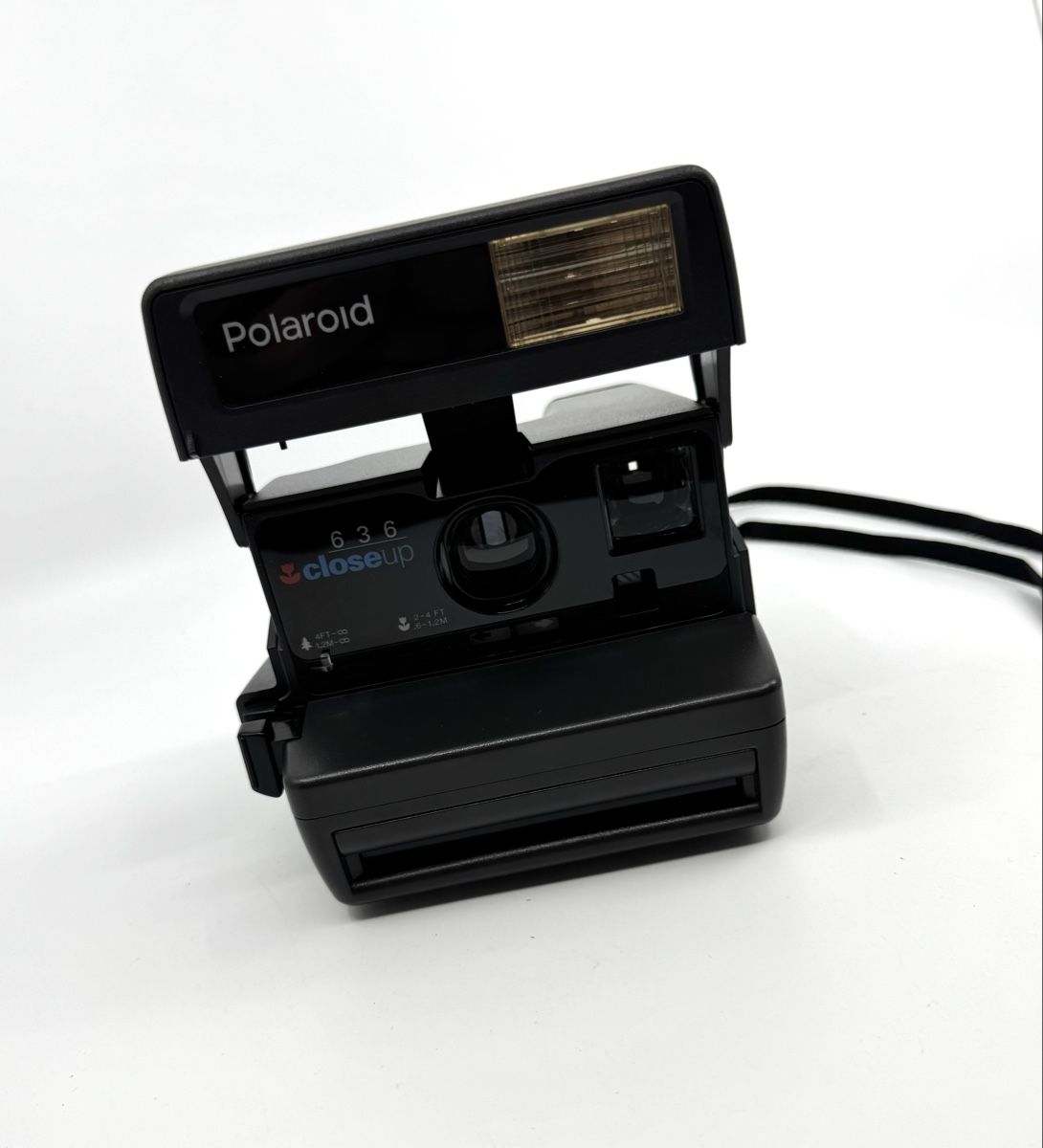 Polaroid Fotocamera: Polaroid 636 Closeup Instant Camera  – Usato da Herisau venduto da Seyashop1 1